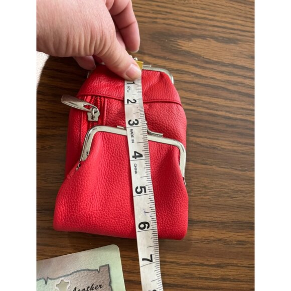 Red leather double clip and zippered cigarette case - Picture 4 of 6